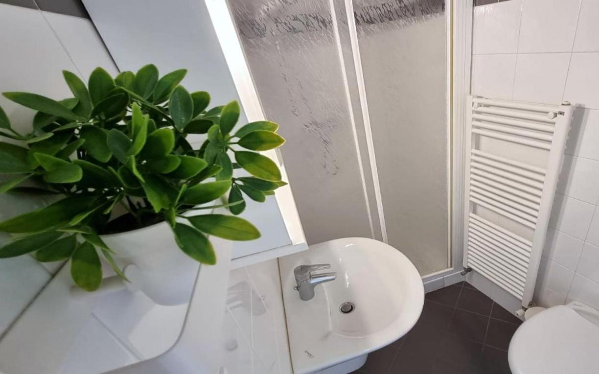 Appartamento Peschiera Peschiera del Garda Esterno foto