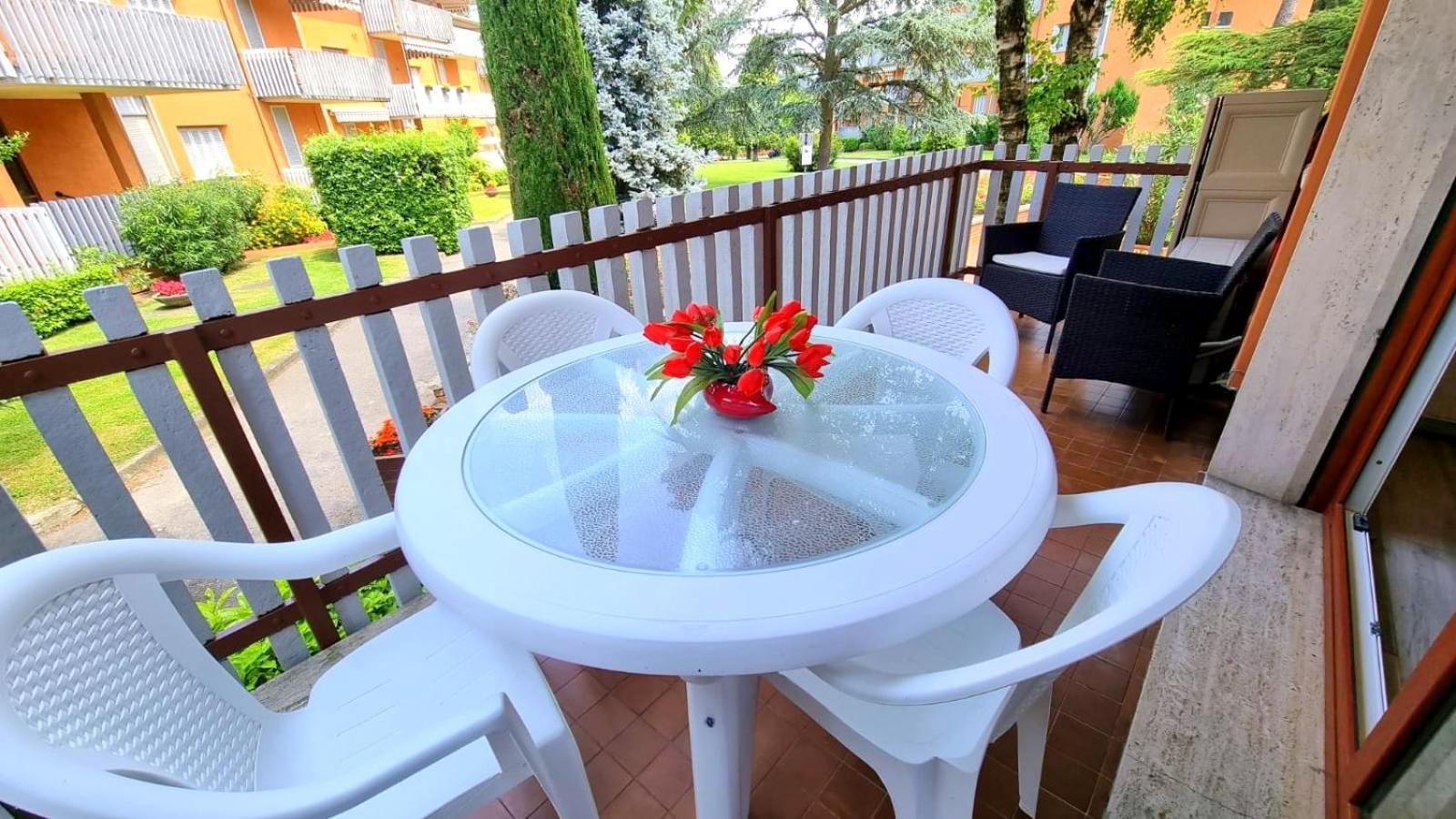 Appartamento Peschiera Peschiera del Garda Esterno foto